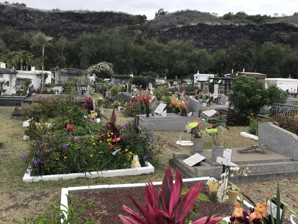 Cimetière marin de Saint-Paul
© Destination974 | Blog Randonnées à La Réunion pour famille