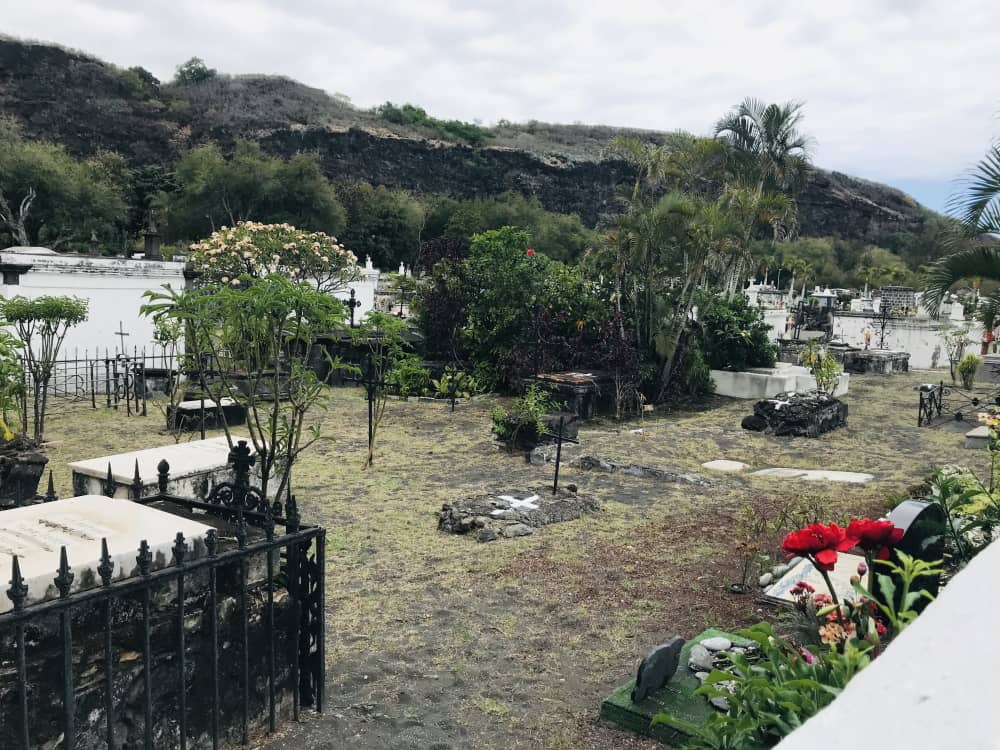 Cimetière marin de Saint-Paul
© Destination974 | Blog Randonnées à La Réunion pour famille